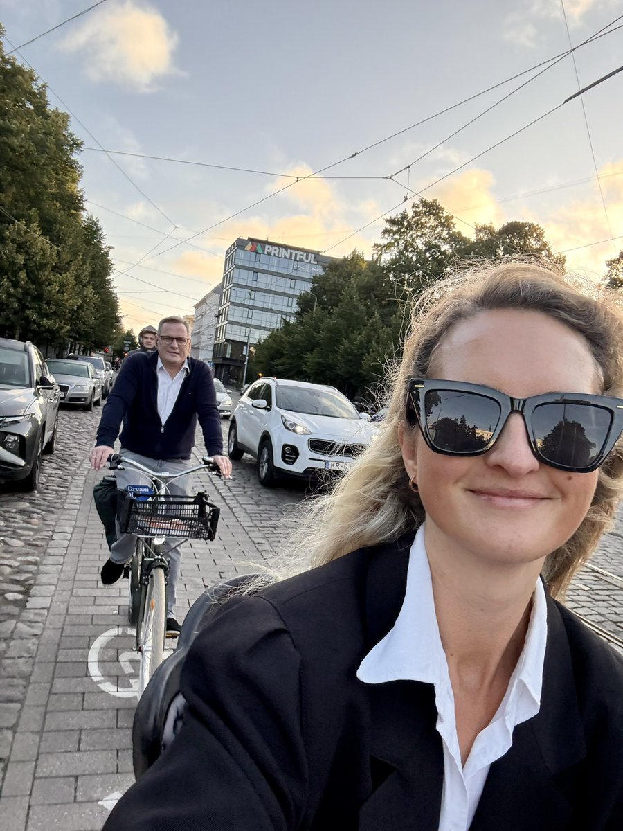 Marta Kotello tweet media