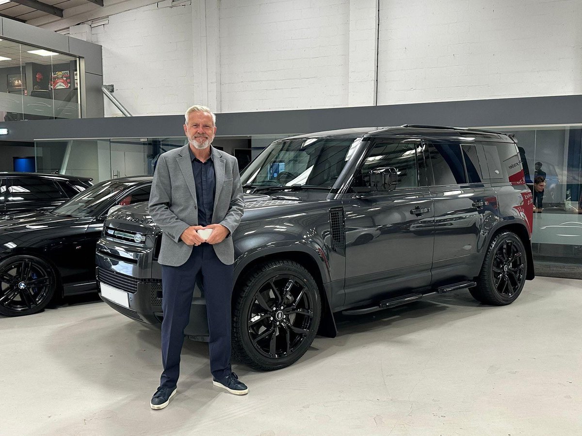 Here is Chris collecting his awesome Land Rover Defender D300 HSE featuring a huge spec! Thanks again from Will and all the team.