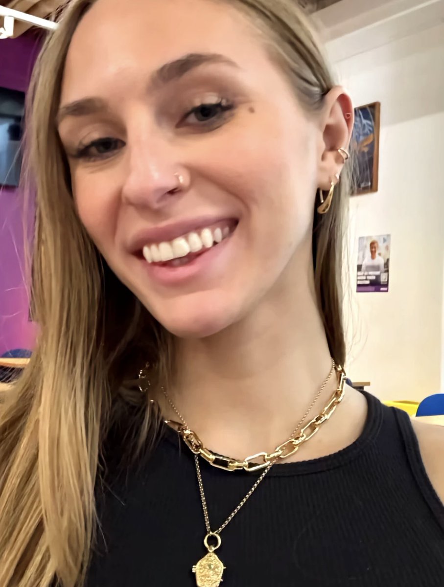 Angelcore0's tweet image. Squishy face