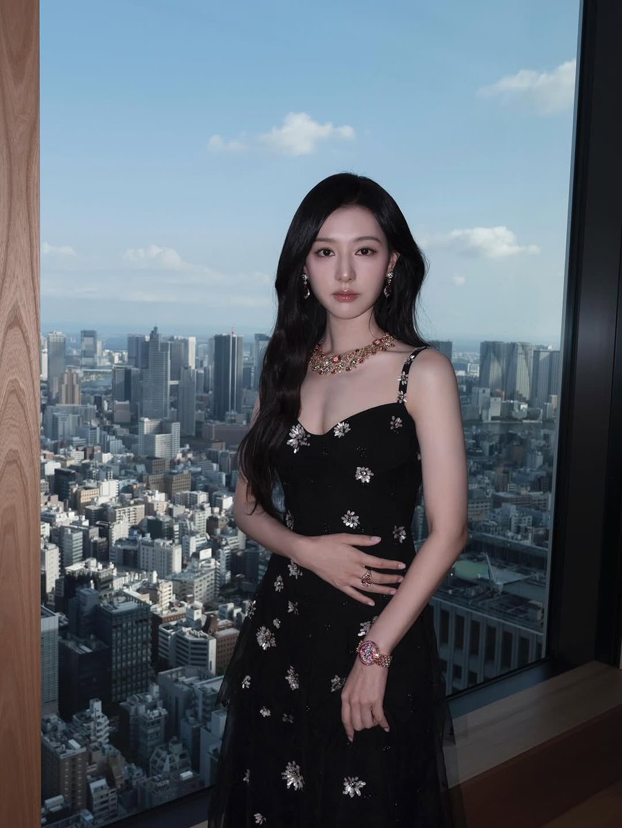 Jiwon. tweet media