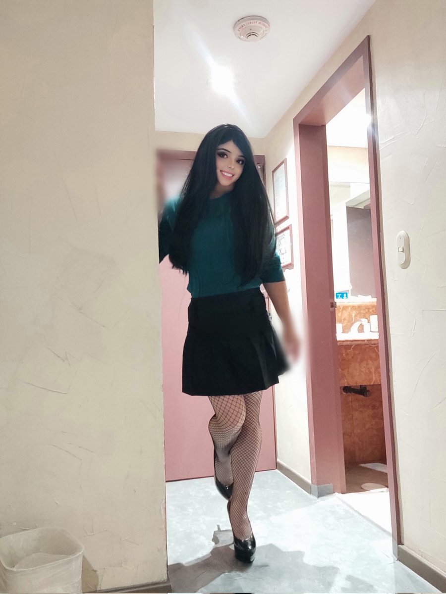 Soy ésa pequeña tentación que mereces 💚💚