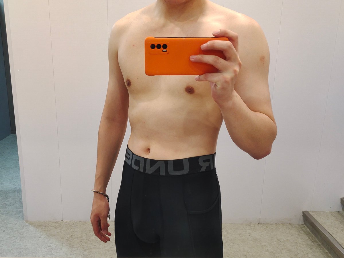 Bajoral1's tweet photo. 这几天比较满意的照片🥵 https://t.co/YqIfpB5QS1