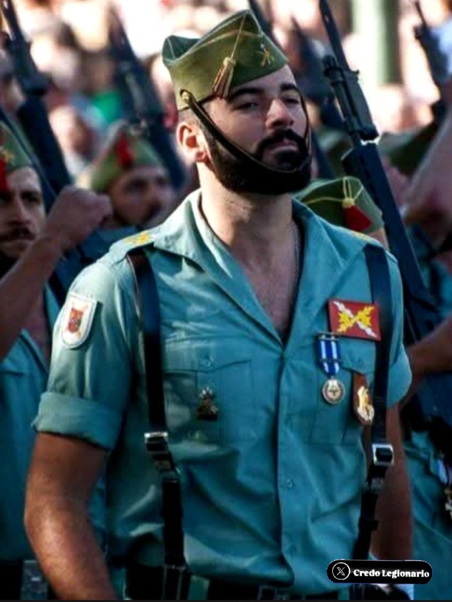 #BuenosDías 

Honor, Patriotismo, Espíritu Militar, Disciplina, Lealtad, Valor, Caballerosidad, Sacrifico, Justicia, Honradez, Ejemplo, Compañerismo y Galantería son mis lemas.
#Legion, #LegiónEspañola.