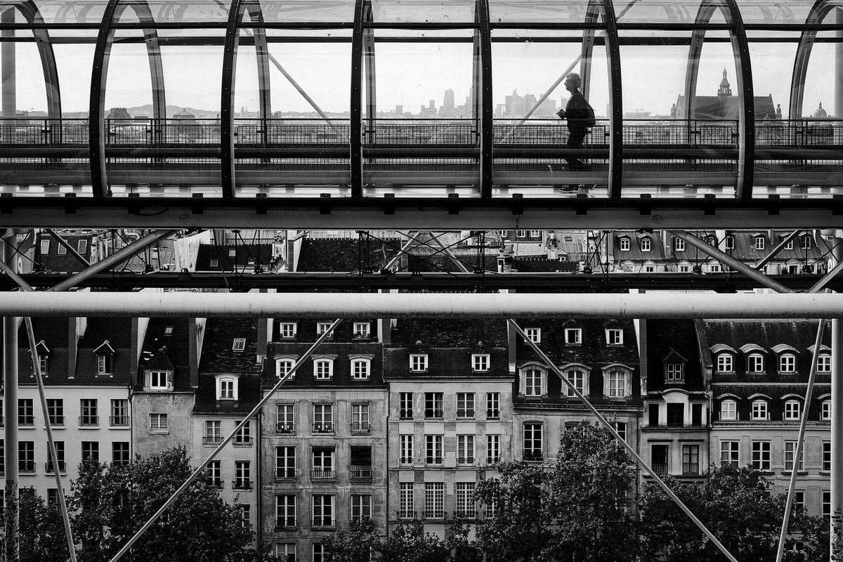 sandradimbour's tweet image. #bonjour
Une #vue qui va manquer pendant 5 ans 🙂 #centregeorgespompidou #paris #IleDeFrance #france
📷 👁️👁️✨
#view #people #tunel #streetphotography #parisphoto #lensonstreets #lensculturestreets #shotbyme #moment #bnw #blackandwhite #noiretblanc