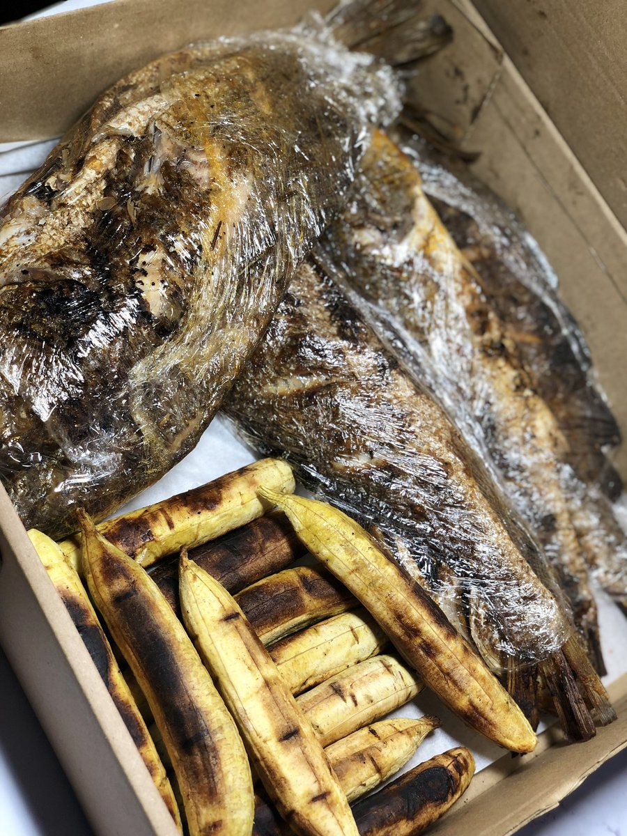 nutz_n_chops's tweet image. Good Morning Fam😄😄

It’s already the middle of the week and the month🥳💃💃💃

Still planning to spoil yourself?
Looking for tasty and satisfying smallchops and grills?

We’ve got you covered❤️

Call/whatsapp-08039108947
📍Abule Egba,Lagos.

Ensure to preorder!!