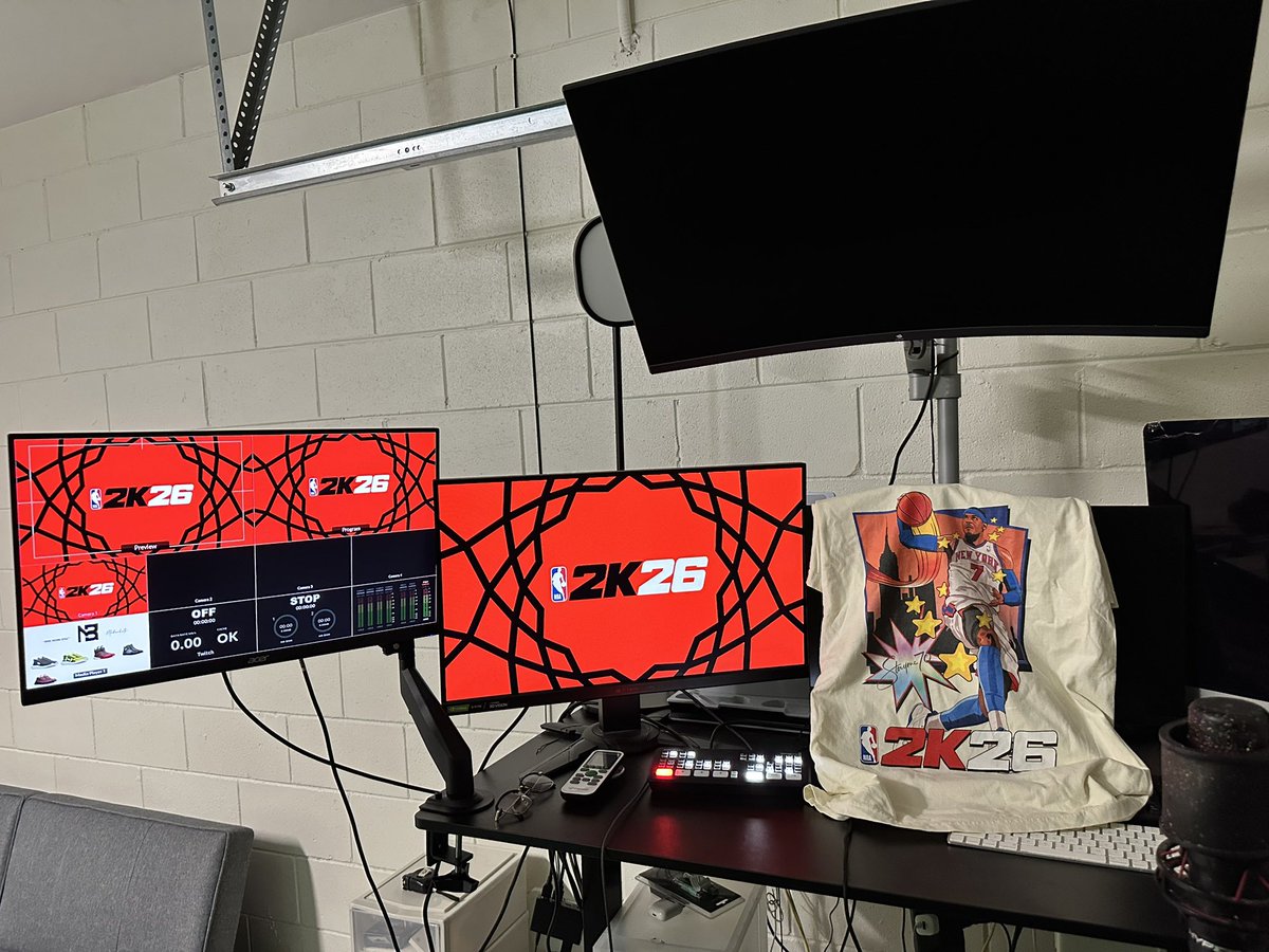 Thank you 🙏 to <a href="/NBA2K/">NBA 2K</a> <a href="/Ronnie2K/">Ronnie 2K 2K26</a> and <a href="/itsEvanCC/">Evan</a> for the love and always supporting the grind.  Grind is larger than life. #MCTV