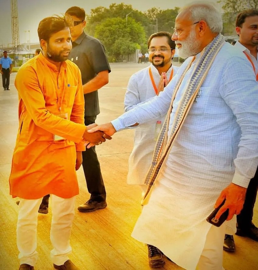 imittalnitin's tweet photo. भारत को विश्व में नई पहचान दिलाने वाले सदी के महानायक भारत के यशस्वी प्रधानमंत्री श्री नरेंद्र मोदी जी को जन्मदिन की हार्दिक शुभकामनाएं।
ईश्वर आपको अच्छा स्वास्थ्य दीर्घ आयु प्रदान करे। https://t.co/BwiquobNw2
