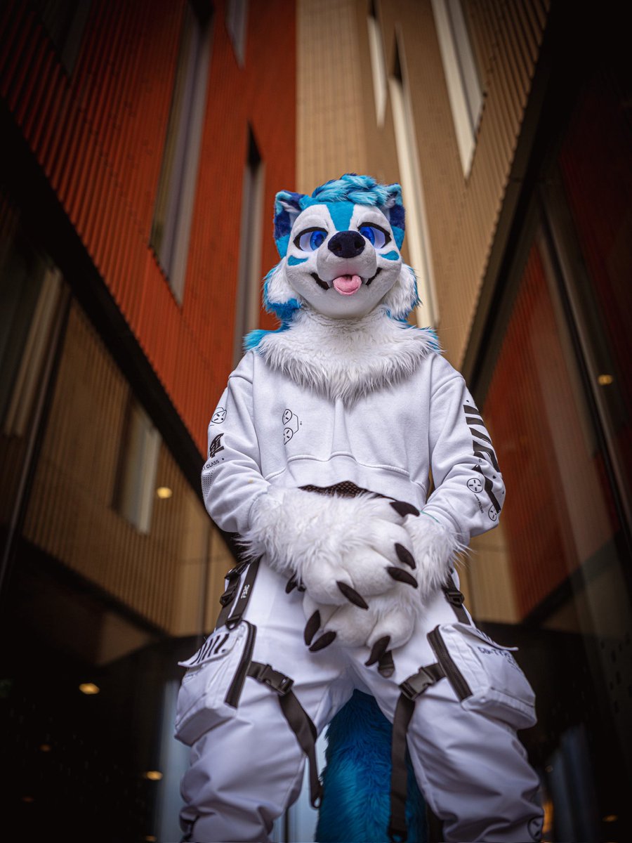 What are you doing down there cutie?😏 U like this don't you huh?😌

Imma slurp ur face *licks*

📸<a href="/Nico_deer/">Nico 🔜 GLC</a>