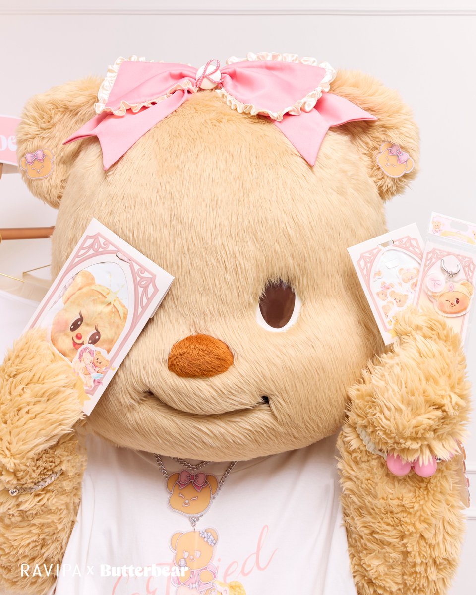 Your Butterful Bear! 🧸💖รับประกันความน่ารัก กับท่าทางที่เป็นเอกลักษณ์และกอดอุ่น ๆ จากน้องเนย! @ravipajewelry x @butterbear.th – Butterful Bear Collection✨ ซื้อสินค้าได้แล้ววันนี้ที่หน้าร้าน RAVIPA สาขา Siam Square หรือสั่งซื้อออนไลน์ได้ที่ LINE &amp; ravipa.com
.
4