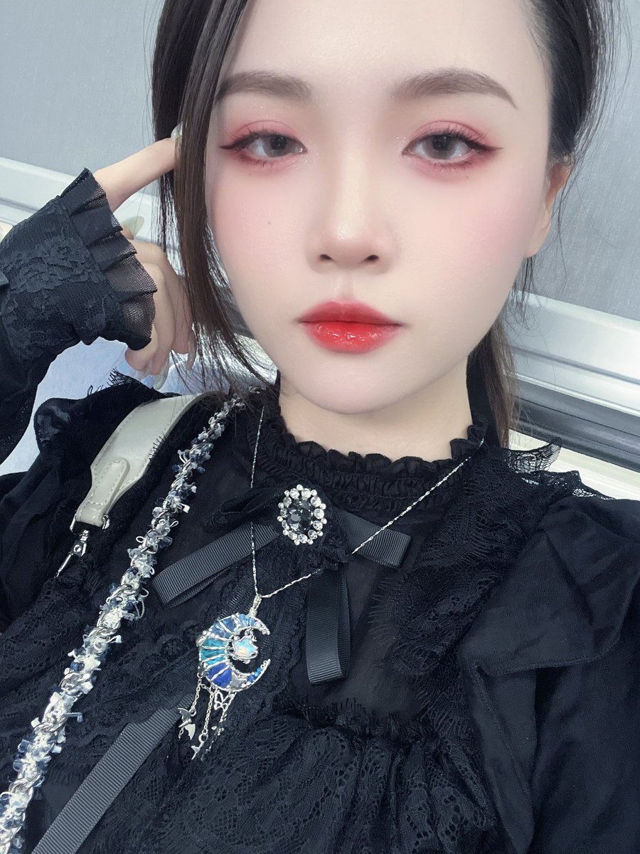 報告
梁姓失蹤人口今晚不知道幾點會開台
（如果YT帳號有回來的話）