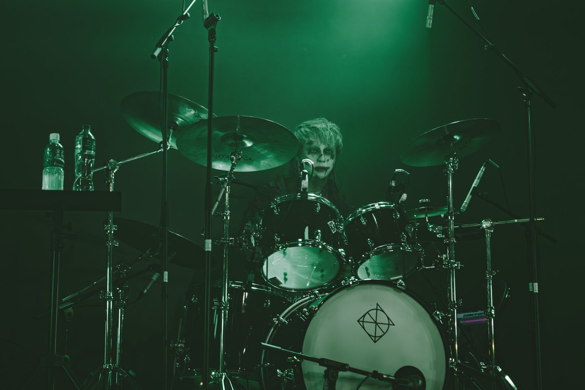 LIVEHUNTER69's tweet image. 【LIVE PHOTO】

LIVE HUNTER 2025 VISUAL PARTY FAMILY

INVAGUE @invague_offical 

photo by 机智海

#LIVEHUNTER
#VISUALPARTYFAMILY
#VPF
#INVAGUE