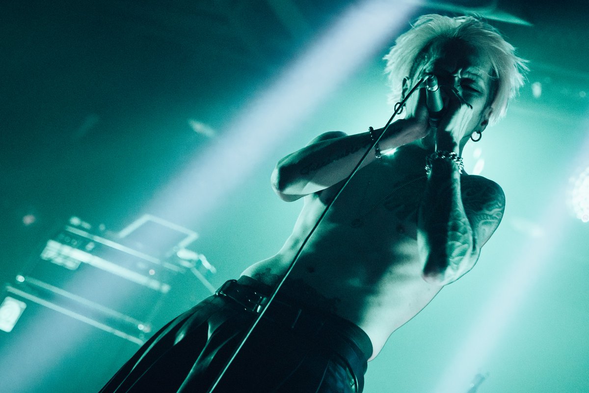 LIVEHUNTER69's tweet image. 【LIVE PHOTO】

LIVE HUNTER 2025 VISUAL PARTY FAMILY

INVAGUE @invague_offical 

photo by 机智海

#LIVEHUNTER
#VISUALPARTYFAMILY
#VPF
#INVAGUE