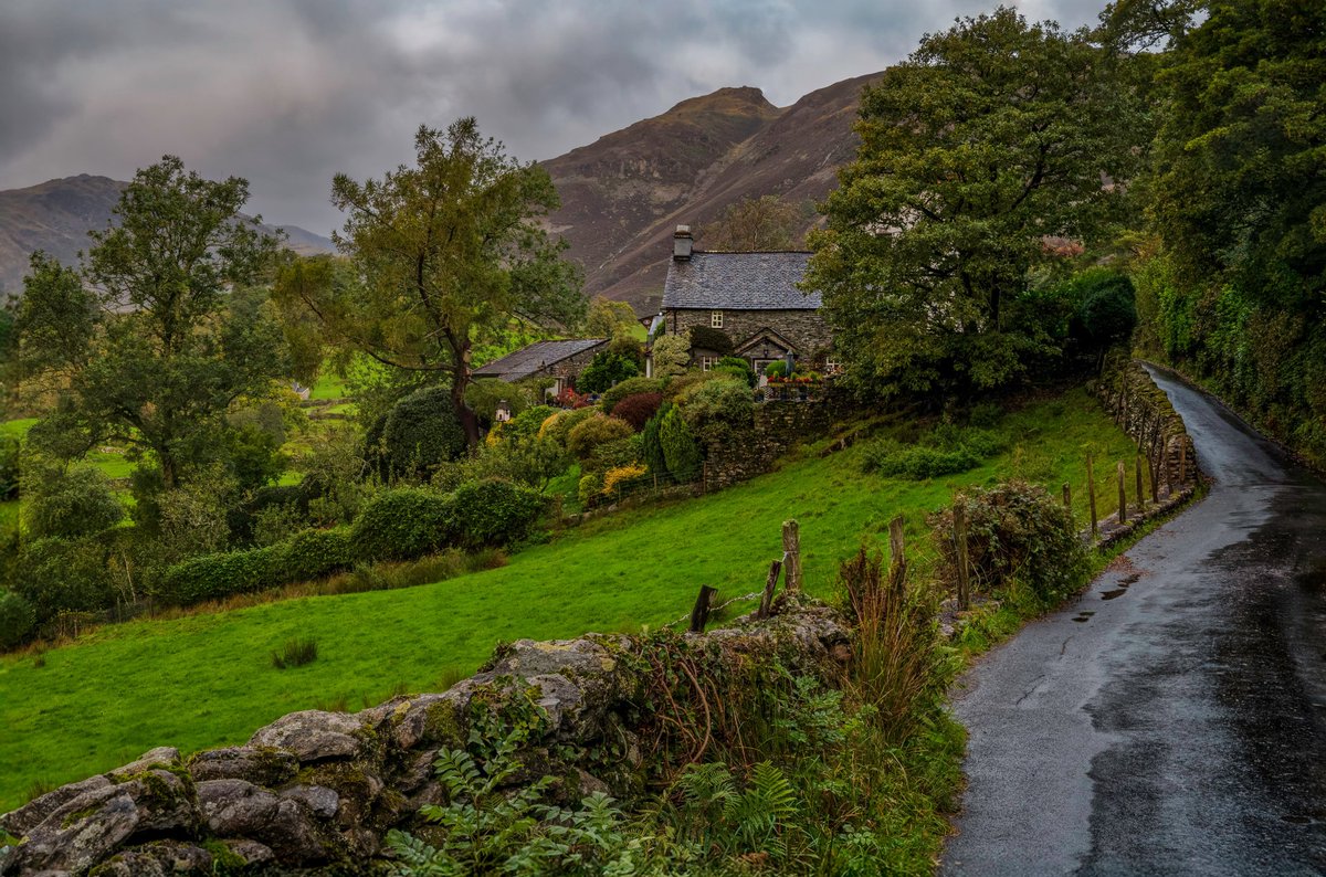 Morning everyone I hope you are well. Little Langdale always beautiful, even on a wet day. Have a great day.

#LakeDistrict