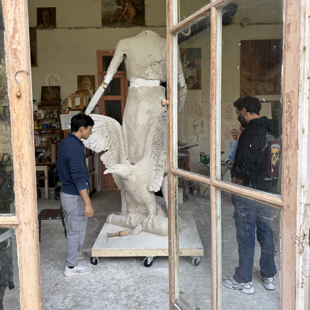 MoMonuments's tweet image. before computers and rockets, hardware meant statues