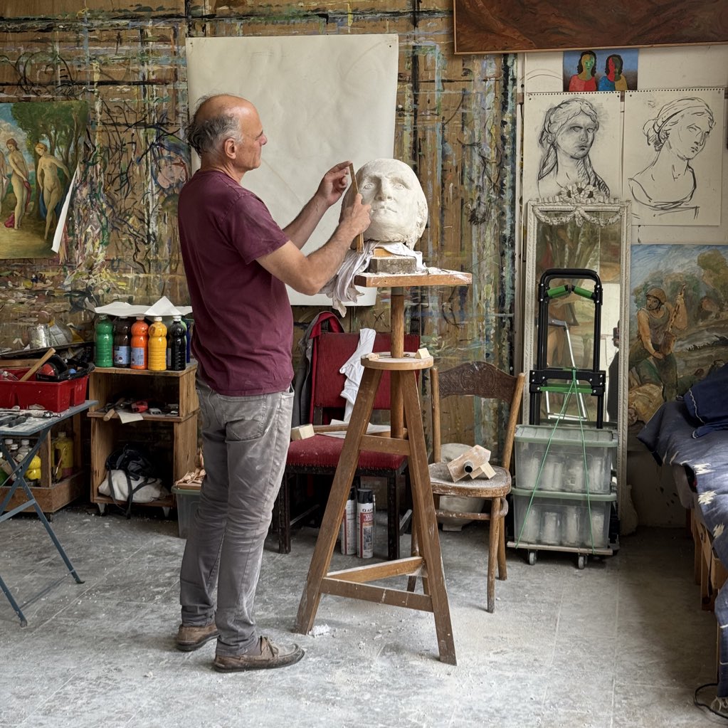 MoMonuments's tweet image. before computers and rockets, hardware meant statues