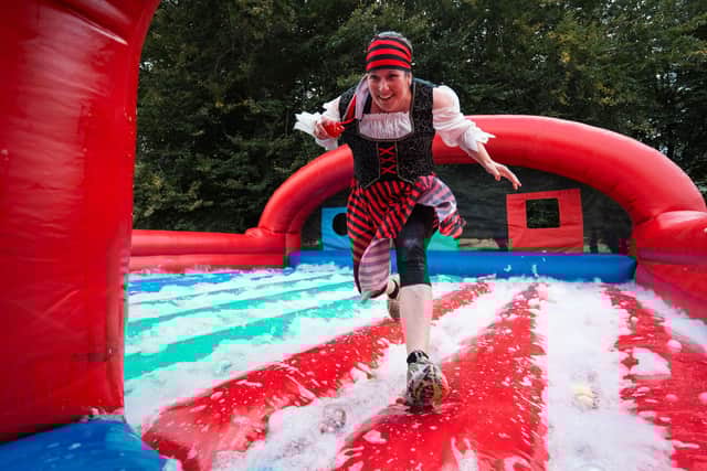 MidlothScience's tweet image. Over £2,000 was raised for Maggie's Edinburgh cancer charity by teams of scientists, researchers and support staff participating in the biggest Knockout Silver Challenge to date at Pioneer Edinburgh Technopole, in Midlothian Science Zone. scotsman.com/community/scie… #inthezone