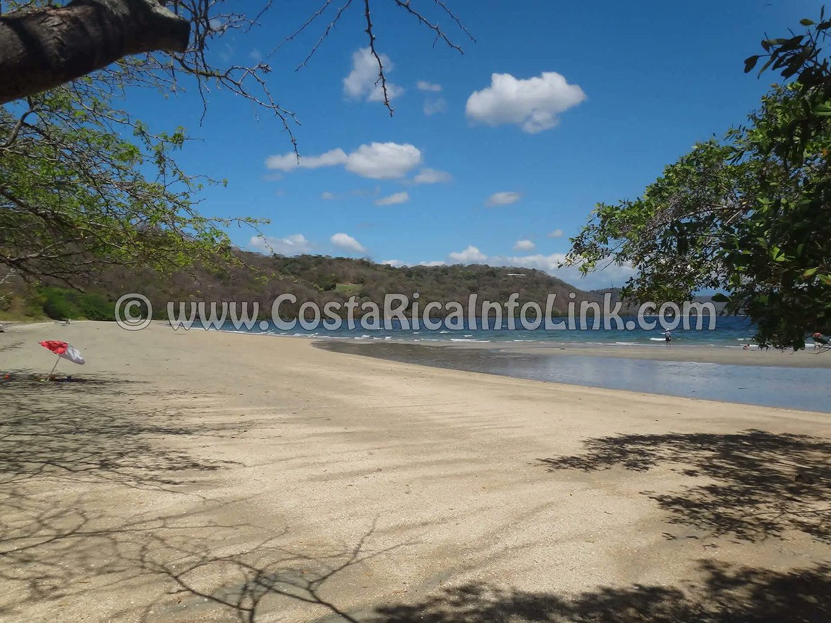 costaricatwitt's tweet photo. ¿Buscando una joya escondida en Guanacaste?  Playa Nacascolo te espera con arena blanca, aguas cristalinas y un manglar espectacular. ¡Perfecta para snorkeling!    🐠 https://t.co/NVUCCpfnMv

#PuraVida #PlayaNacascolo #CostaRica https://t.co/8h4K6eGMz9