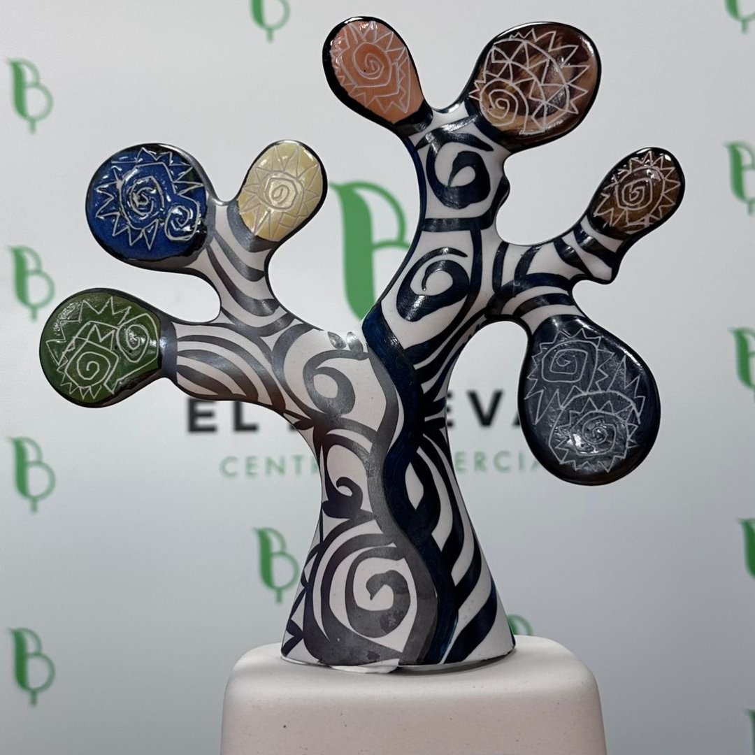 Damos la bienvenida a la Asociación Abulensis, dedicada a la promoción de las artes, la cultura y el patrimonio de nuestra ciudad, agradeciendo este reconocimiento que nos brindan por el apoyo a la cultura al <a href="/ccelbulevar/">El Bulevar Ávila</a>.

Os deseamos suerte en esta andadura!!!