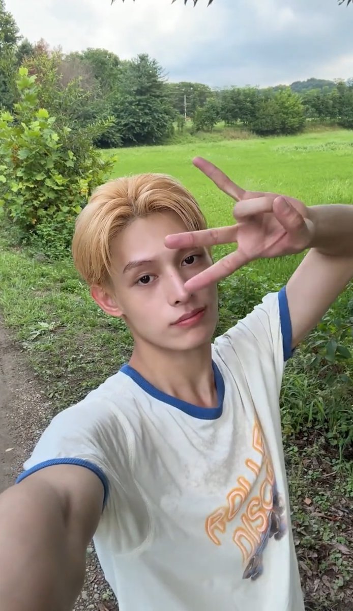 เหมือนอยู่ไทยมากกกกก ฟิลข้างหลังเป็นทุ่งนา 5555555