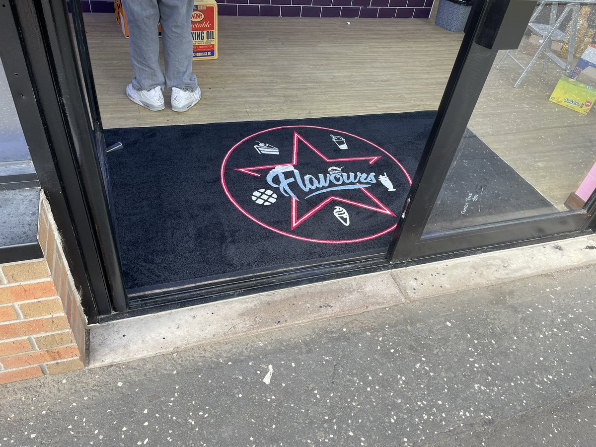 FHMcD Signs Ltd. tweet media