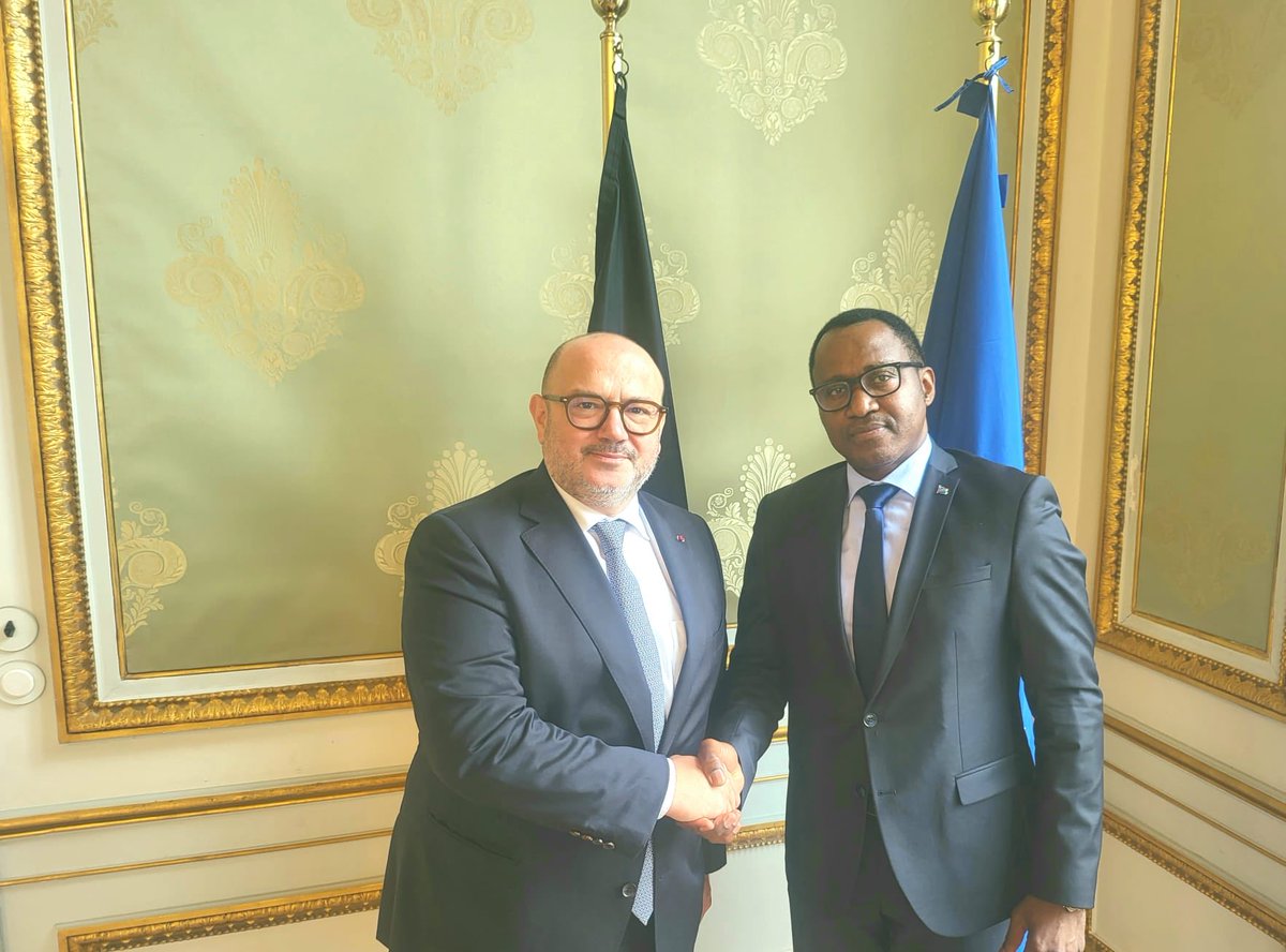 Ce mercredi 17/09/2025, j’ai été reçu par Mr Bernard Quintin, Ministre belge de l’Interieur:échange constructif autour de la coopération sec. et policière entre nos deux pays.La sécurité de nos concitoyens sur le territoire belge était au centre de nos discussions