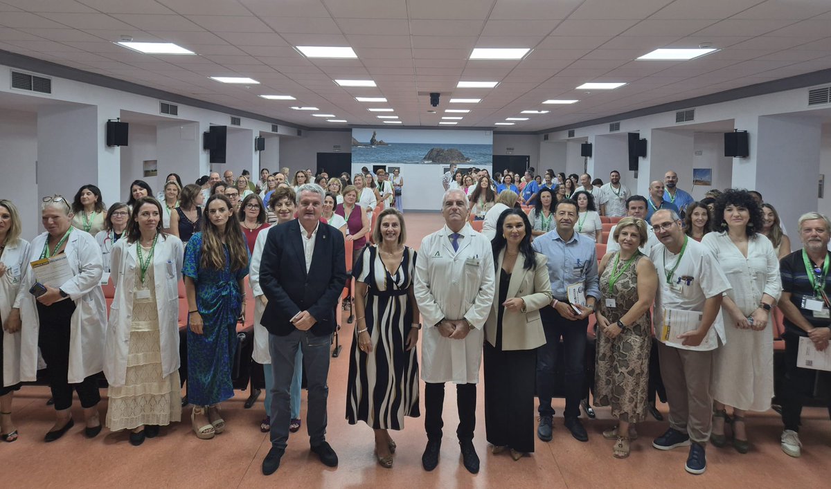 ✨ En el Día Mundial celebramos las II Jornadas de Seguridad del Paciente, centradas en la población pediátrica.

Cerca de 200 profesionales de la salud compartieron experiencias y estrategias bajo el lema “Desde el inicio de la Vida”.

ℹ️ hospitaltorrecardenas.es/2025/09/17/el-…

#HUT