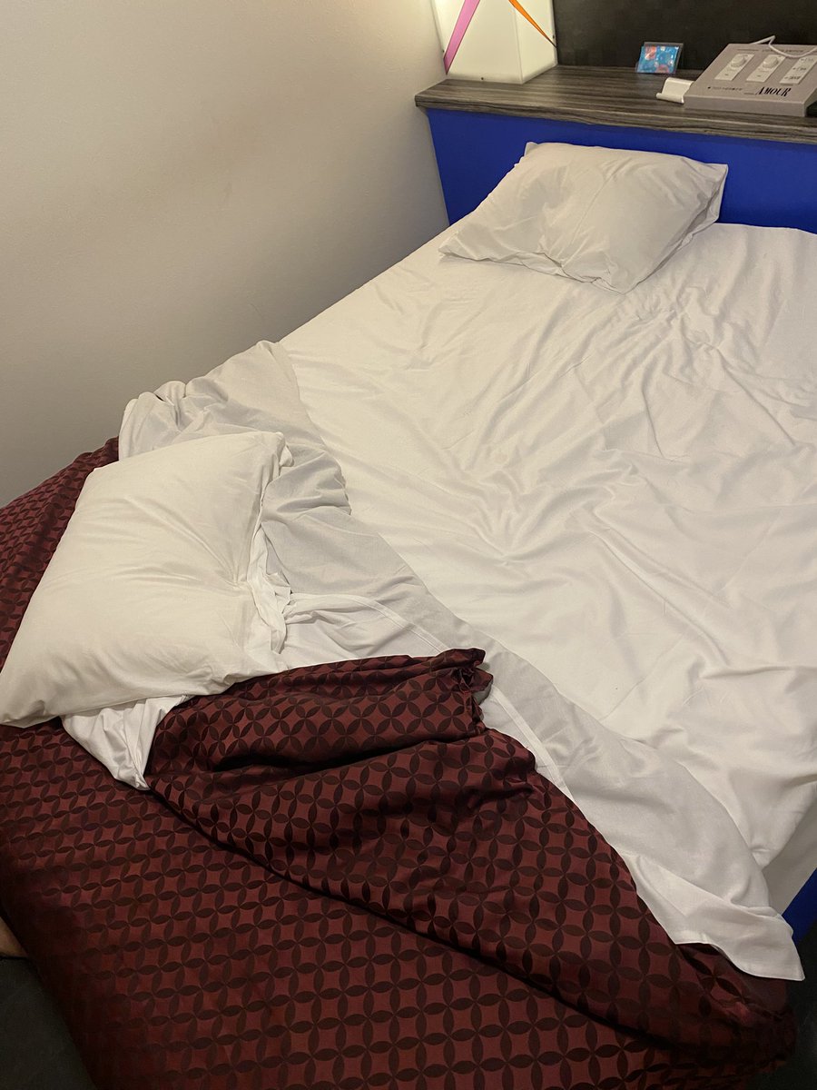 tyubuyametai's tweet image. pさんに「俺との事後ツイートしてよ〜😁」と言われたのでします！笑　嫉妬した人は私を虐めに来て下さい_(:3 」∠)_　これは会社の人にバレないように付けられたキスマとただの虫刺され🐛
#p活　#p活福岡　#天神