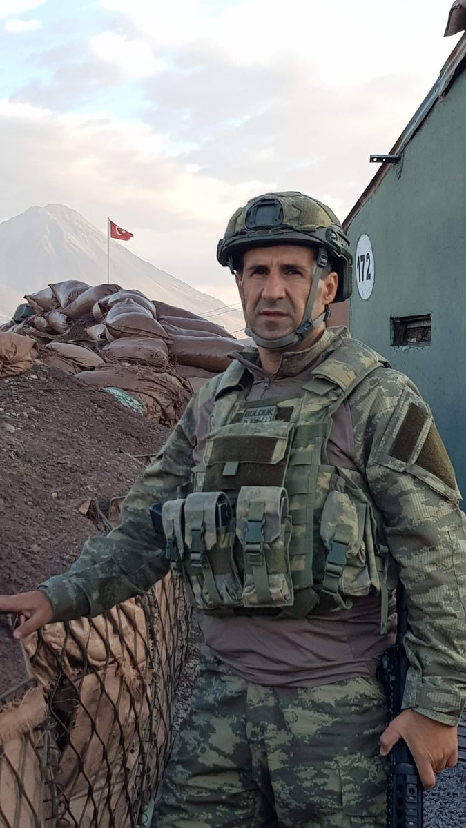 Türk'ün şerefli evladı, gerçek vatanseverlerin yüzakı Albay Orkun  Özeller.