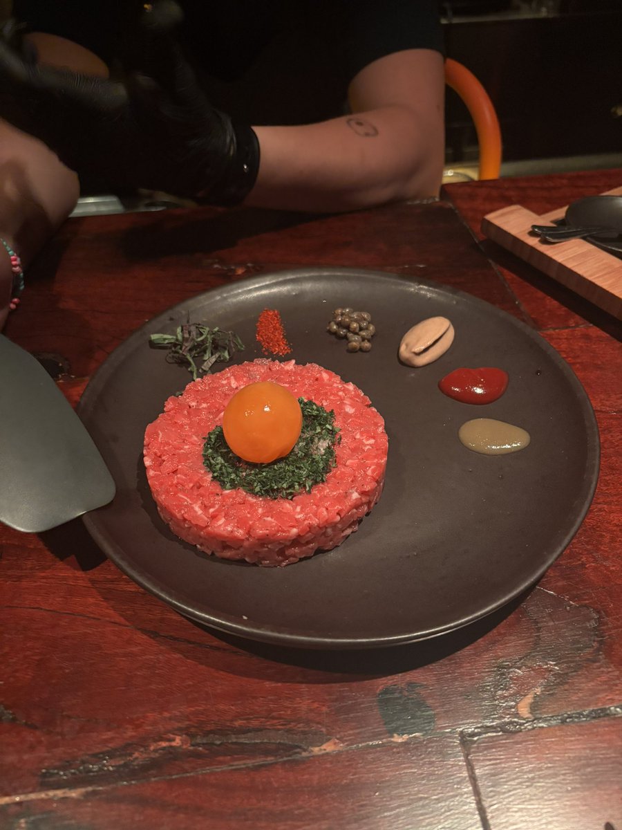 SebaMuliere's tweet photo. Ayer en Anchoita

Excelente el tartare y las papas https://t.co/QMUV0vCjCr