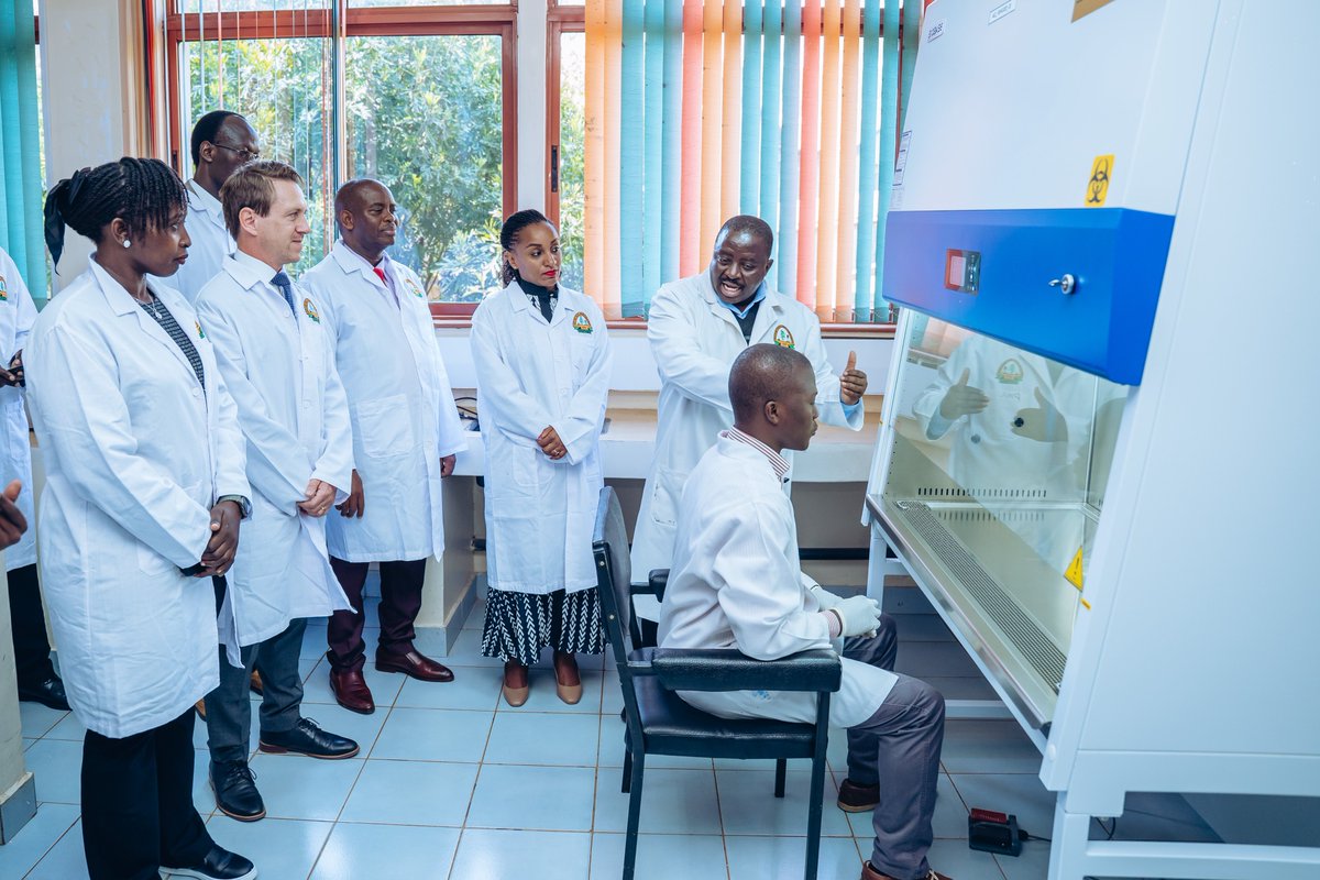 TradeMarkAfrica's tweet photo. Trade is about trust, and in science, trust is about proof.

This was the central message at the handover of modern analytical equipment to @KephisKe provided under the @UKinKenya #REDIT programme implemented by @TradeMarkAfrica .

For Kenya’s horticulture sector, where access to high-value markets depends on meeting stringent sanitary and phytosanitary standards, the investment marks an important step forward. The new systems are expected to improve sample analysis throughout by 60% and reduce turnaround time by 50% For exporters, this means faster clearance of consignments, lower costs and fewer risks of rejection. For buyers in markets such as the United Kingdom and the European Union, it offers greater confidence that Kenyan produce is safe, compliant and consistently of high quality.

Beyond solving technical barriers, such investments reinforce Kenya’s reputation as a reliable supplier of fresh produce and strengthen the foundations of export-led growth in a sector that supports hundreds of thousands of livelihoods.

Read more:
https://t.co/Zlvczwa7Bj

#KeepAfricaTrading #GoFarTogether