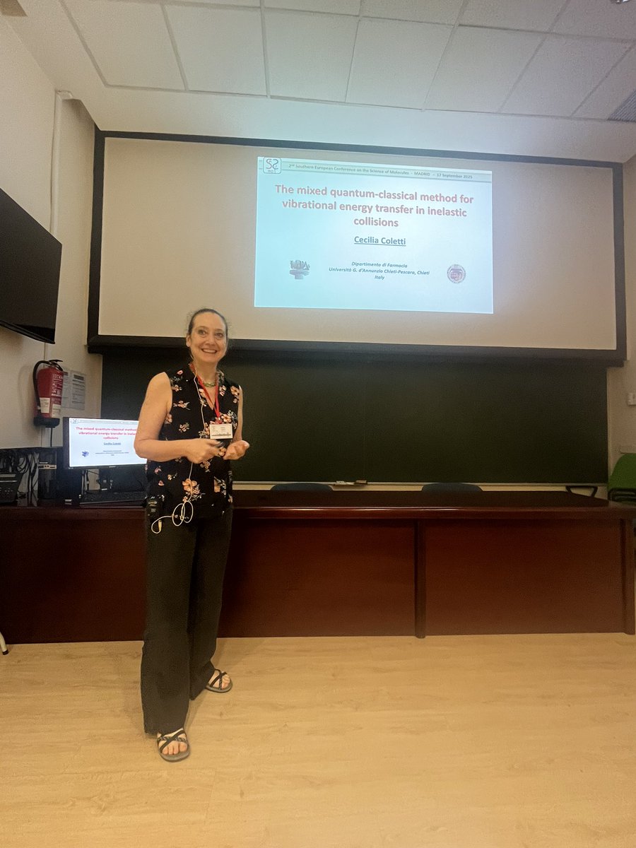 La sesión se cierra con la charla de Cecilia Coletti de <a href="/g_chieti49695/">Università G. d'Annunzio Chieti - Pescara</a> que nos habla del uso de mixed quantum-classical methods for vibrational energy transfer in inelastic collisions #SECSMol <a href="/CSIC/">CSIC</a> #IFF #CampusSerrano