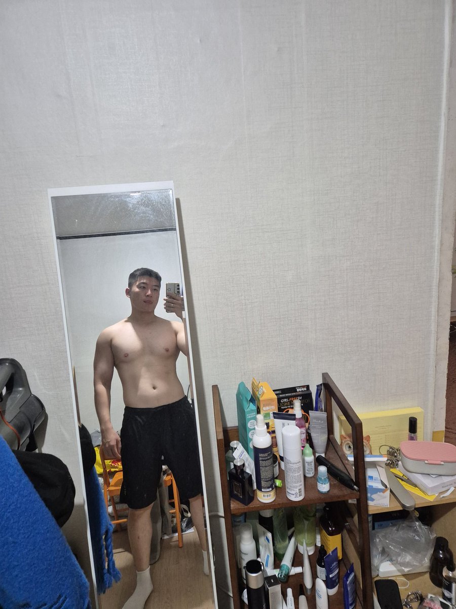 zuzzuz__'s tweet photo. 오늘 좀 잘먹었노 https://t.co/R2bd5yRbJM