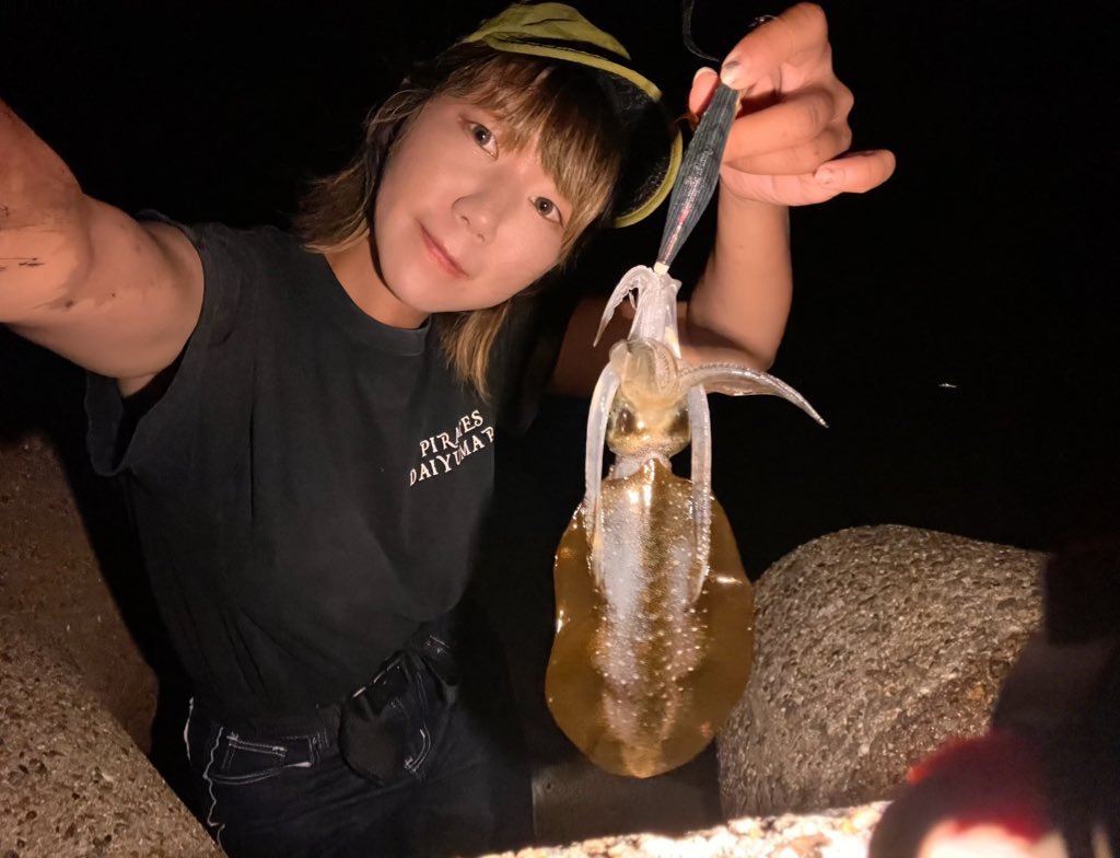 chan_3ka7's tweet photo. 毎日イカちゃん
こないだと写真ほぼ同じやん笑 https://t.co/Tv2zQOYPRT