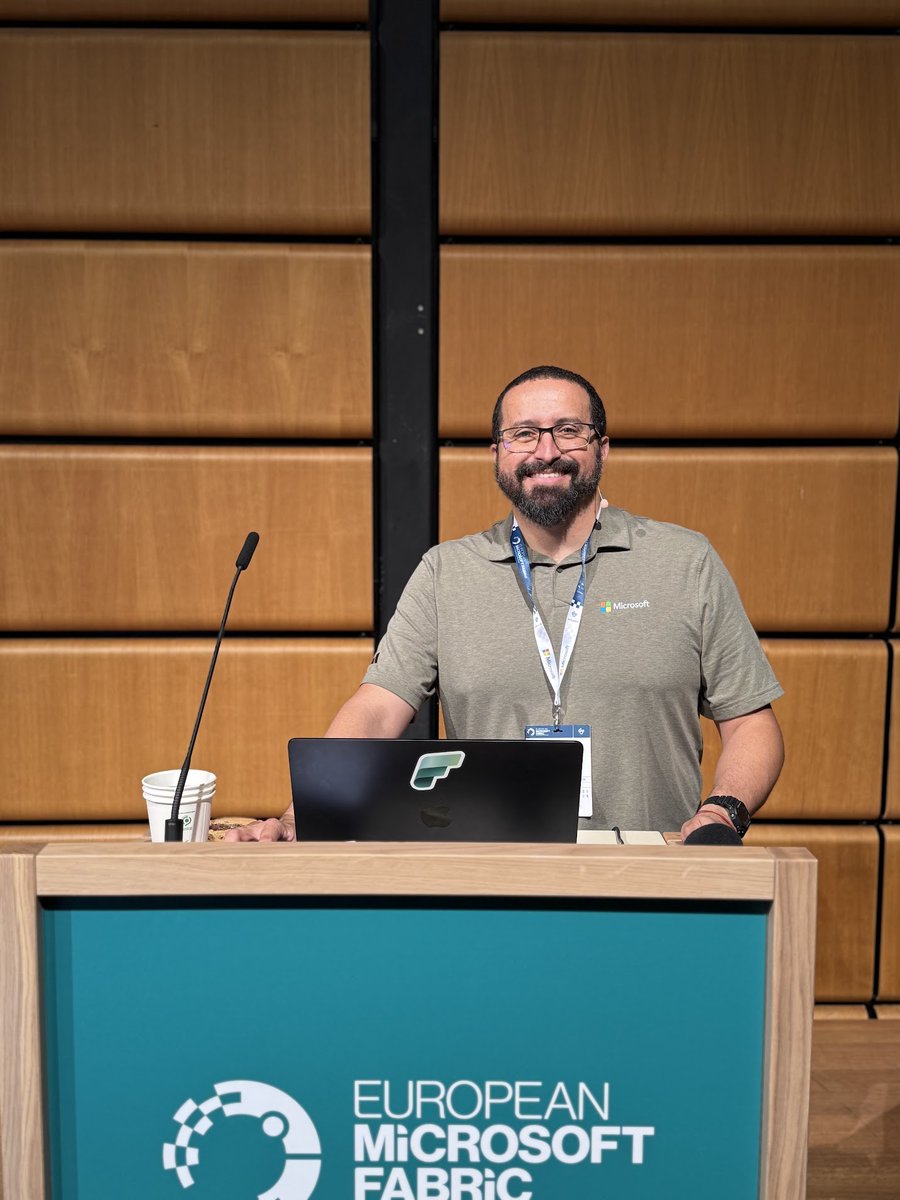estera_kot's tweet image. Monday's #DataEngineering CI/CD workshop #MicrosoftFabric: so much interest we ran out of credentials for unregistered attendees 🔥Watching teams go from "CI/CD seems complicated" to building working fabric-cli pipelines in one session = why hands-on workshops work.