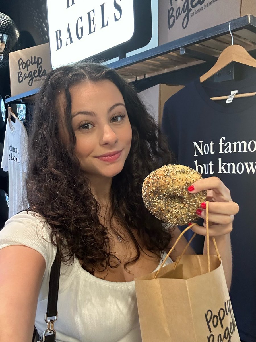 Randi Hipper tweet media