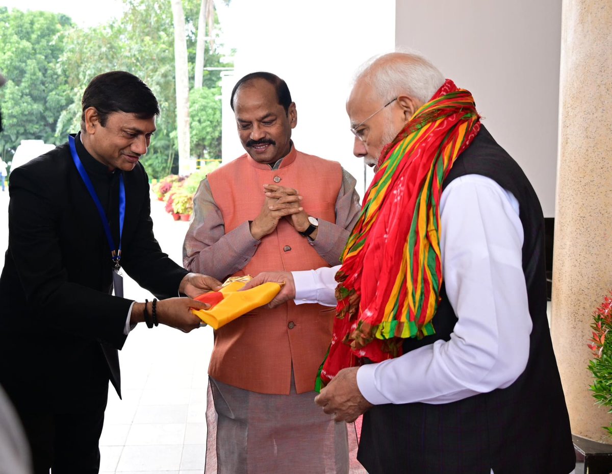 माननीय प्रधानमंत्री श्री <a href="/narendramodi/">Narendra Modi</a> जी को जन्मदिन की हार्दिक शुभकामनाएँ।