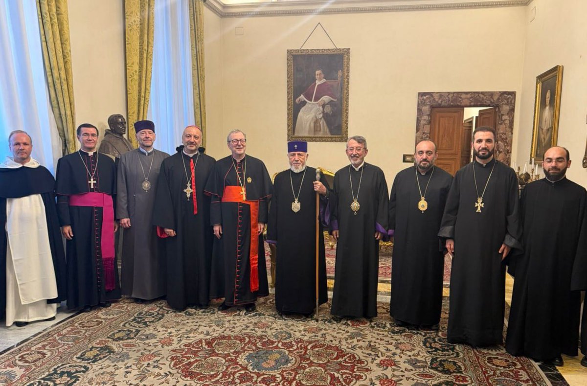 Catholicos of All Armenians Karekin II has held meetings with senior Vatican cardinals to address pressing issues facing the Armenian nation. Discussions focused on protecting the rights of displaced Armenians from Artsakh, safeguarding Artsakh’s spiritual and cultural heritage,