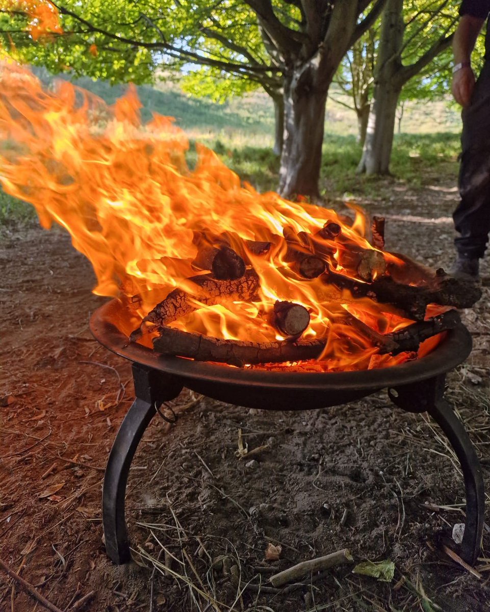 Fire lighting — the spark of survival.
Out here, fire is everything: warmth, safety, food, water, and morale. But striking that first flame is more than a skill — it’s a mindset.

#SurvivalSkills #FireLighting #Bushcraft #WildWisdom #AdventureSmart #SurvivalTraining #IntoTheWild