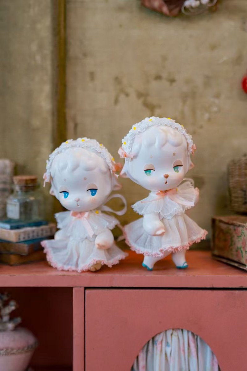 初代ちゃんと新葉ちゃん～ 
そして二人の新衣装～ 
近日お披露目しますねっ！✨ 

#QLYwork