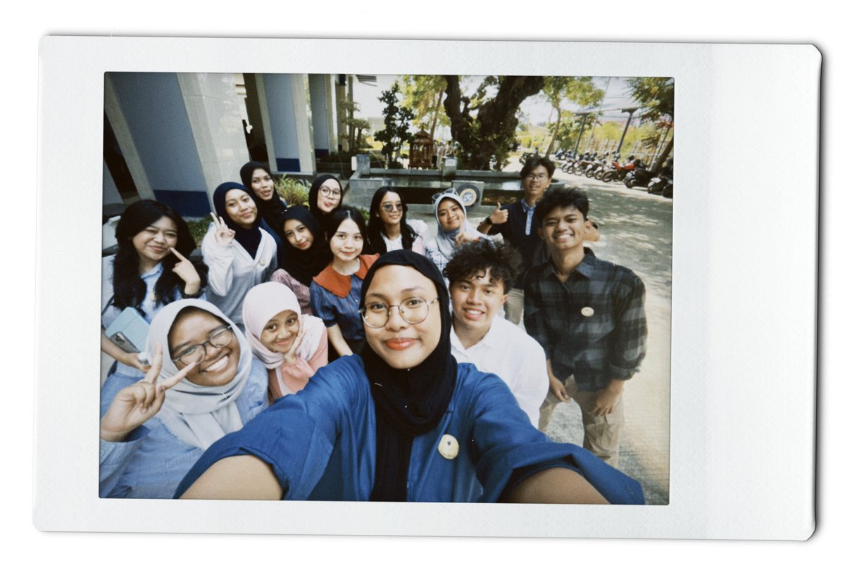 wri0thestey's tweet photo. sayaaanggg banget sama kalian https://t.co/qZJin7rkXv