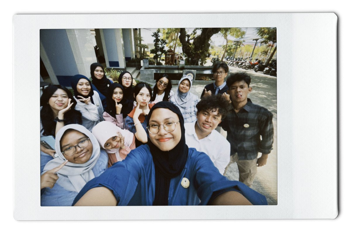wri0thestey's tweet photo. sayaaanggg banget sama kalian https://t.co/qZJin7rkXv