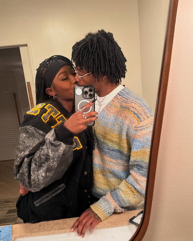 ReginaexSerena's tweet photo. Day 17. (Your Favorite Pictures Of Serena and Kordell) EVERY PICTURE! 😩
#Reeptember
#ReeMONTH https://t.co/meSbYBRgDh
