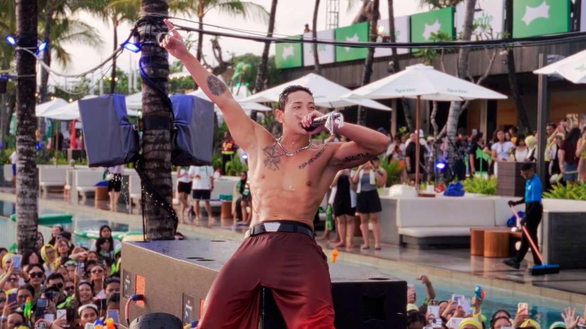 [VIDEO]

BAEKHO ON STAGE @WATERBOMB BALI

youtu.be/lPpl_XNmb24

#백호 #BAEKHO #강동호 #KANGDONGHO #워터밤 #WATERBOMB