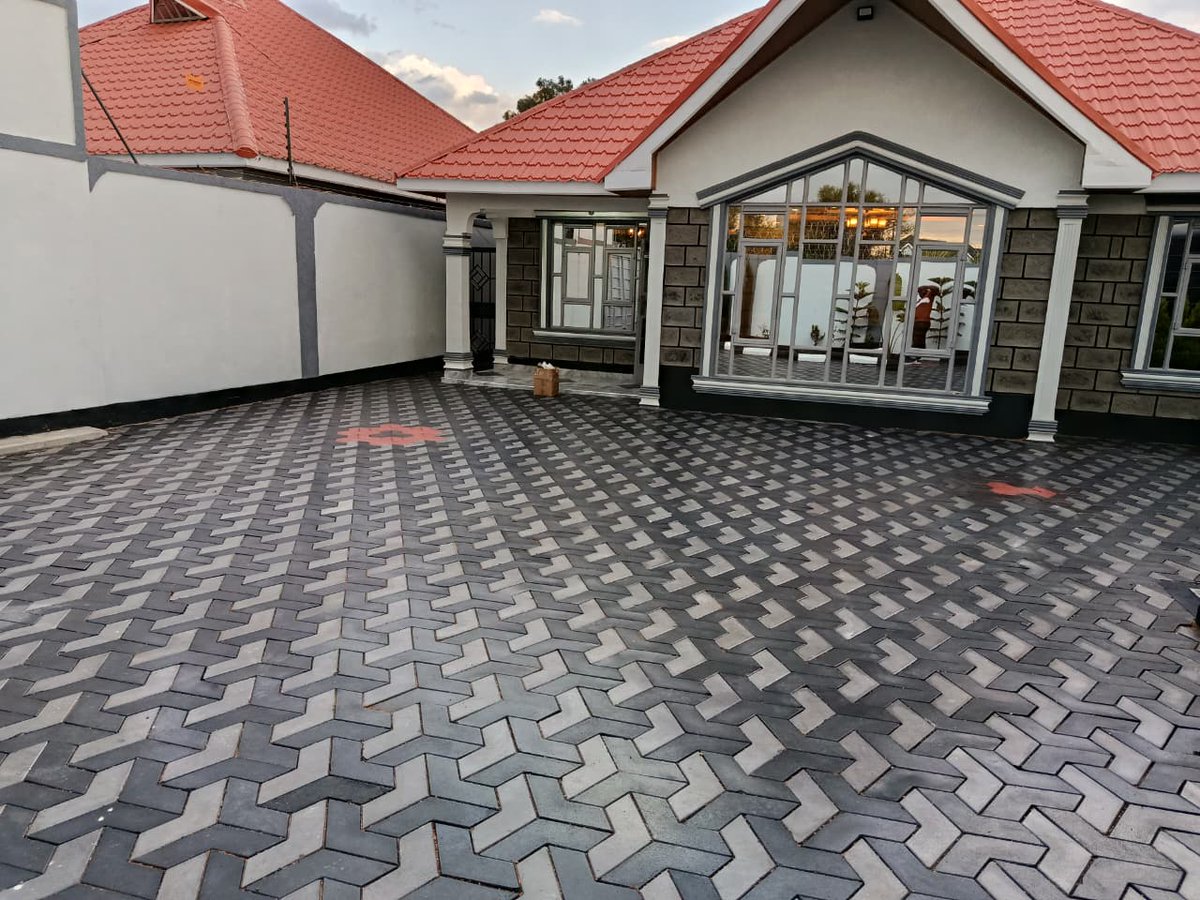 CabropexKenya's tweet photo. Another happy client 👏🎉
This is a project we delivered in Kiambu.
We supplied and did installation of the arrow CABROS.
We are the experts.
📞0721399861 for all your cabro projects.
#servicedelivery
#cabroservices #CabroBlocks https://t.co/tE0VUDnXwd