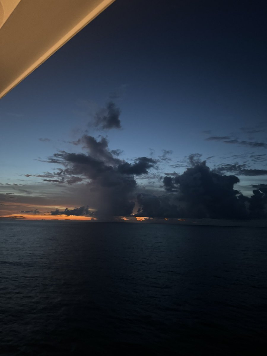 RUEEDMAN (@rueedman) on Twitter photo Far East Reggae Cruise 2025 was so epic🛳️❤️🔥
正真正銘、誰も真似できない最高旅でした🌅
Nuff respect to <a href="/MightyCrownInfo/">mightycrown_jpn</a> and family👑 Far East Reggae Cruise 2025 was so epic🛳️❤️🔥
正真正銘、誰も真似できない最高旅でした🌅
Nuff respect to <a href="/MightyCrownInfo/">mightycrown_jpn</a> and family👑
