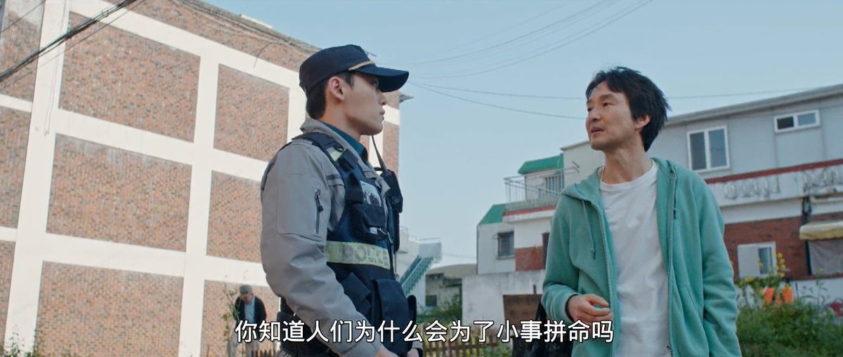 eGUAbe2V7j26GHw's tweet image. 见微识著/我一直在说，韩国有几个很好的编剧班组，那种世事透彻的妙语如珠，没有足够的人生阅历、文化水平和语言天赋是写不出来的。