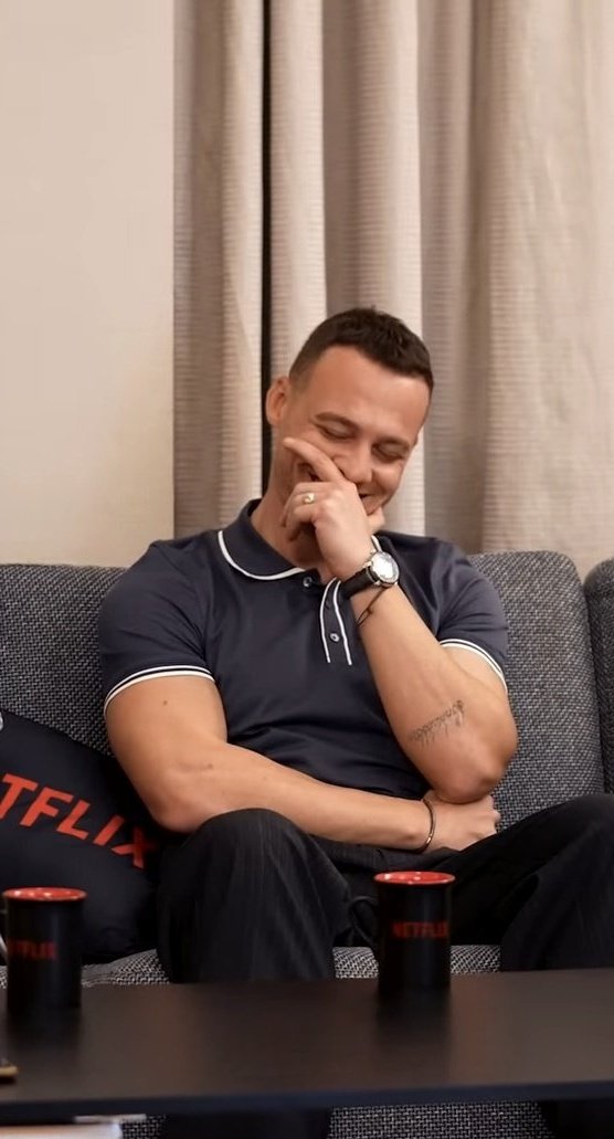 Cmvc_Bursin's tweet photo. I love this creature with its thousands of faces and expressions. 😆
But my favorite will always be its smile. ☺️
It's my weakness.🥰😇
Love you @KeremBursin ❤️🫵🏻
#KeremBürsin https://t.co/Jrydwxhase