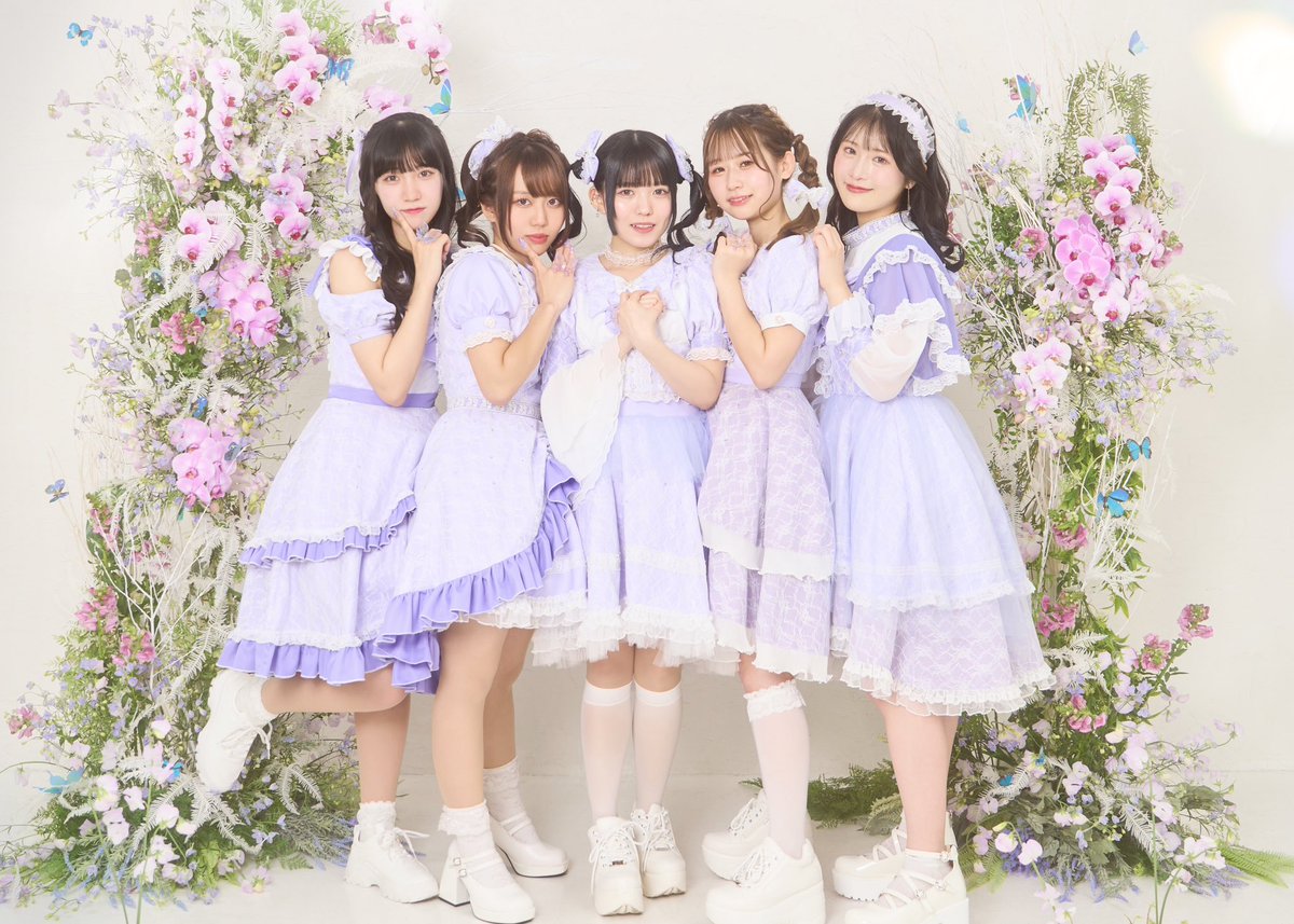 \ チケット販売は本日21:00~🎫✨️ /

翔んでファレノプシス 定期公演【花図鑑】
日時:10/17(金)
会場:としま区民センター 多目的ホール
OPEN 18:45 / START 19:05
GUEST▶︎レイワンアイドル学院
テーマフラワー💐▶︎オータムローズ

🎫 t.livepocket.jp/e/5mvo2

🌸 全種チケットにチェキ券付き
🌷