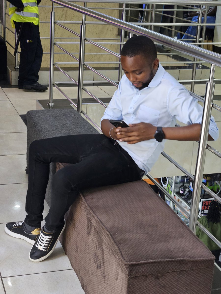 Leteni errands wadau.