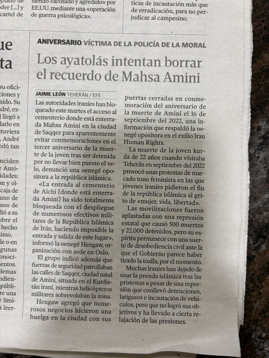 La mataron y ahora quieren borrar su recuerdo.
Los ayatolás prohíben la entrada al cementerio donde está enterrada Mahsa Amini.
vía <a href="/lavozdegalicia/">La Voz de Galicia</a>